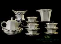 Набор посуды для чайной церемонии из 10 предметов # 23409 керамика: чайный пруд 148 мл гундаобэй 160 мл чайник 165 мл сито 6 пиал с блюдцем 40 мл